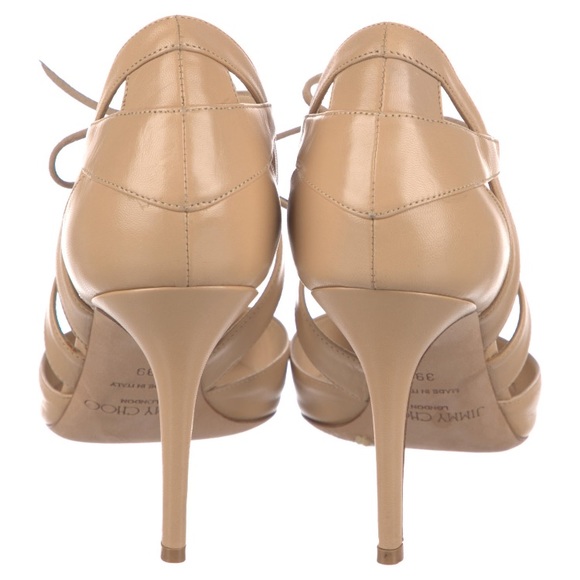 Jimmy Choo D’Orsay leather tan pumps. - Picture 4 of 5